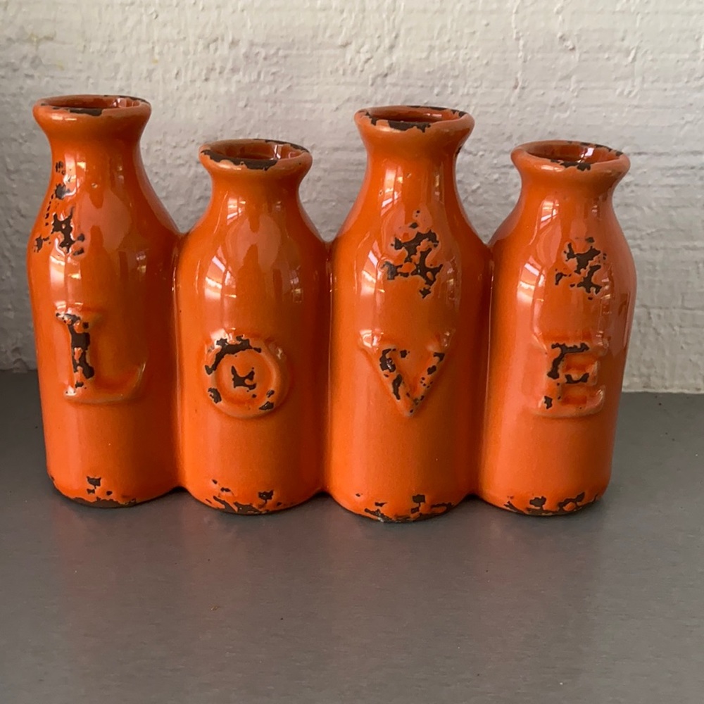 Flower vase - Picture 1 of 3